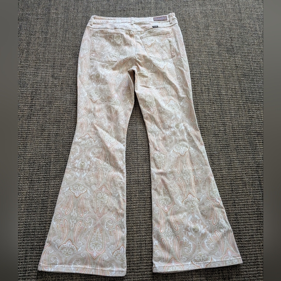 Wrangler High Rise Fierce Flare Paisley Jeans Women's 12/31x32 Lainey Country - Picture 9 of 10